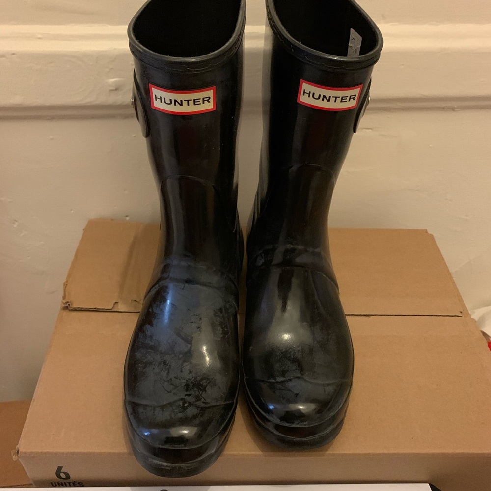 Authentic Hunter Short Rain Boots glossy black